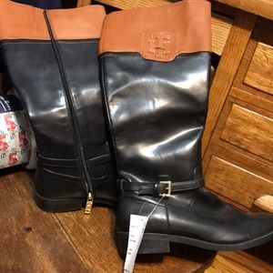 Tommy Hilfiger NWT  7.5 Two Tone Fashion Boots